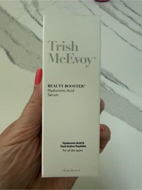NIB Trish McEvoy Beauty Booster Hyaluronic Acid Serum - White & Pink